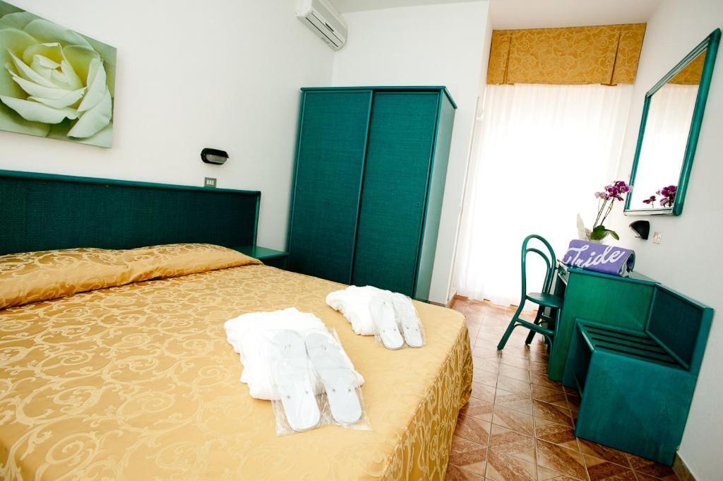 Iride & Hotel 3*